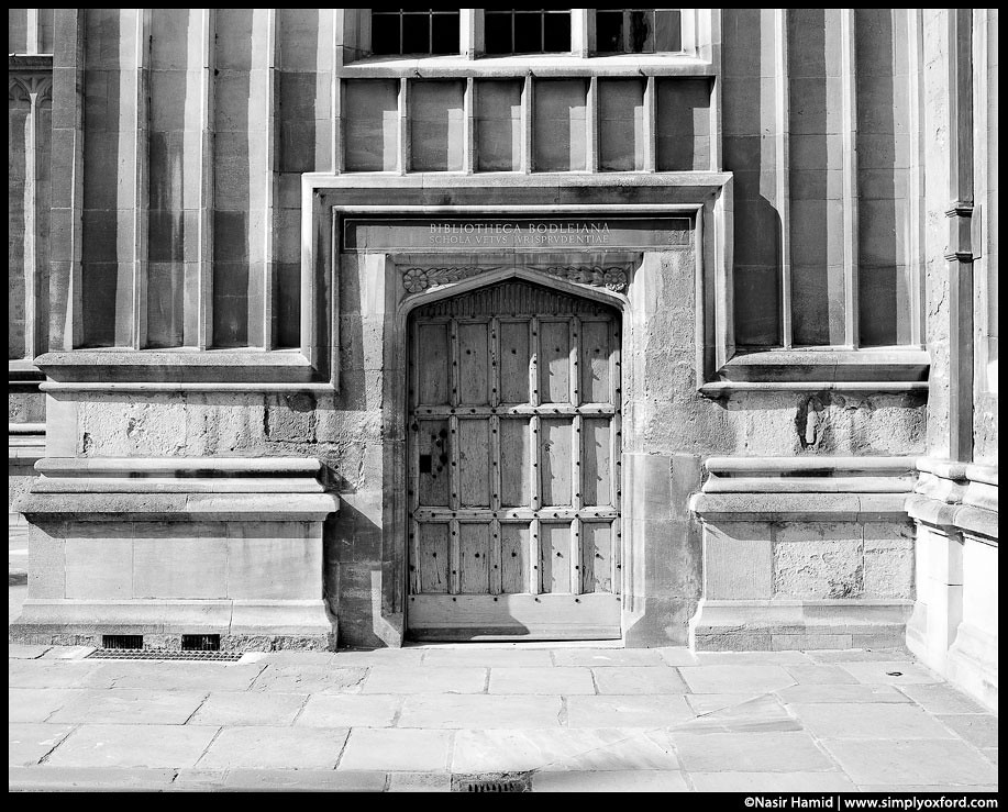 Doorway, Divinity schools quadrangle