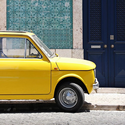 my yellow car in Lisboa