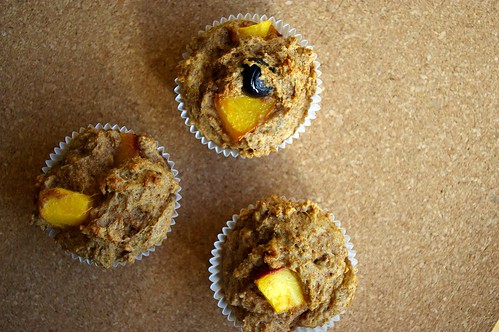 Peach-blueberry muffins