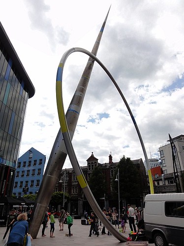 Cardiff Street Sculpture - Alliance