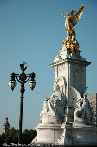 London : Victoria Memorial