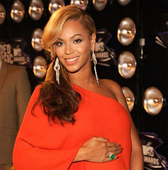 Beyonce VMA Red Carpet