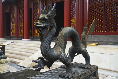 Dragon in Summer Palace