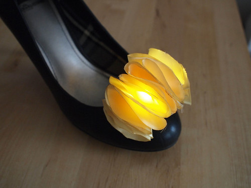led wedding shoes 13 You can see the entire tutorial here or check out the