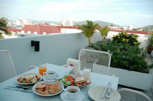 Sino-House Phuket Hotel - Breakfast