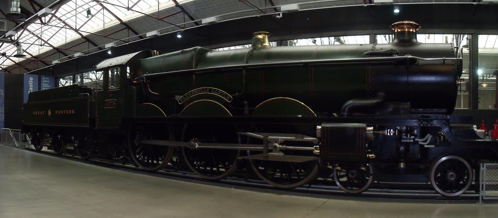 Caerphilly Castle locomotive