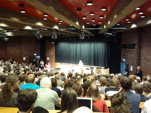 Noam Chomsky at the CSMN, University of Oslo