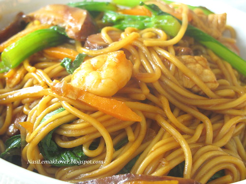 Shanghai stir-fried noodles