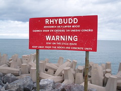 Rhybudd: Warning