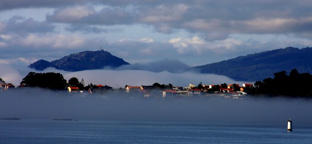 Néboa na ría de Vigo