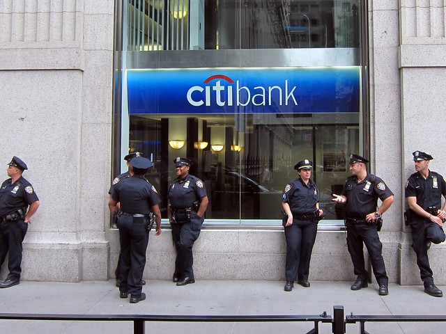 Occupy Wall Street: NYPD guarding Citibank