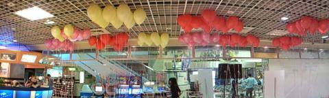 空飄氣球外送，12吋珍珠氣球黃色粉紅色，12吋心型氣球紅色，共100顆 by dod_balloon