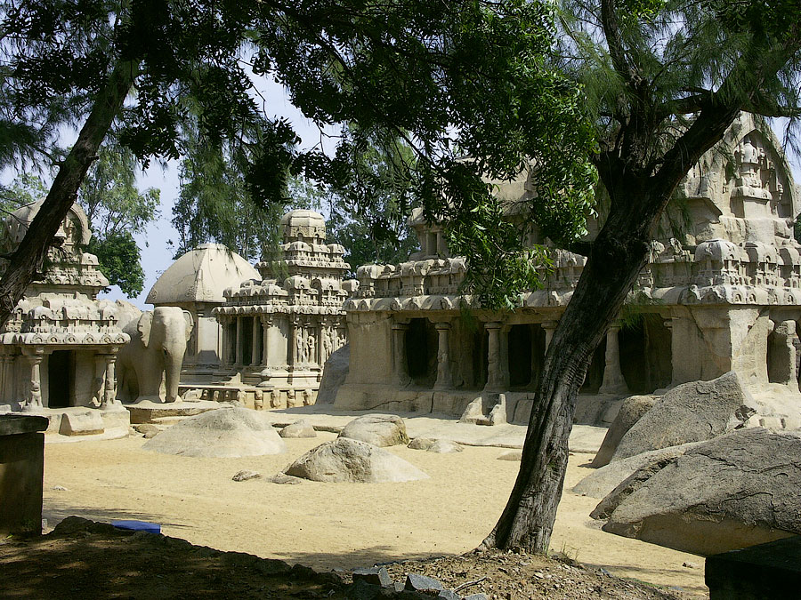 8 колесниу (ратха). Мамаллапурам (Махабалипурам), Индия © Kartzon Dream - авторские путешествия, авторские туры в Индию, тревел видео, фототуры