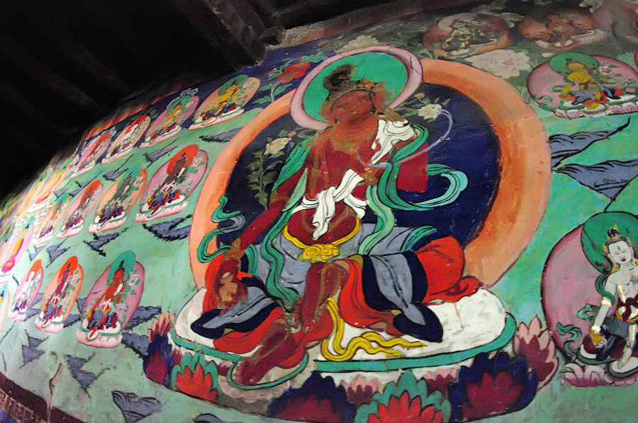 Изображения на стене - монастыри Ладакха (Малого Тибета)