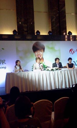 Kim Hyun Joong Singapore Press Conference [110819]