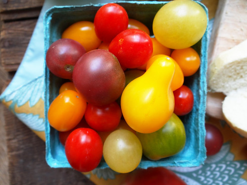 heirloom tomato bruschetta