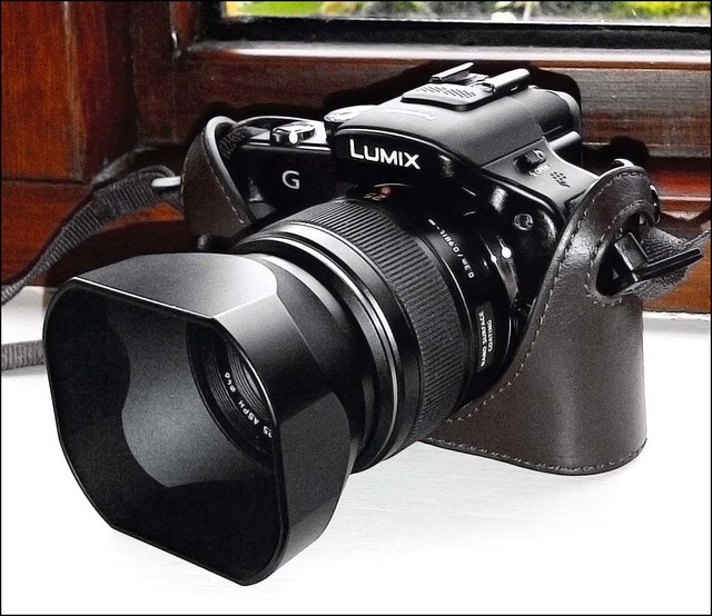 Panasonic Leica m4/3 25mm f/1.4 Lumix G3
