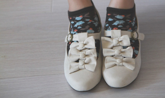 Cream Bow Shoes with H&M Floral Socks