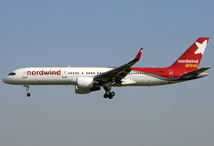 Nordwind B757-2J9 VQ-BKM BCN 19/08/2011