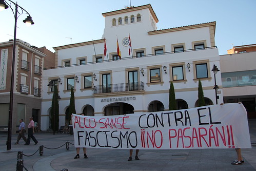 Concentración Contra las Agresiones Nazi-Fascistas en San Sebastián de los Reyes y Alcobendas (15/09/2011)