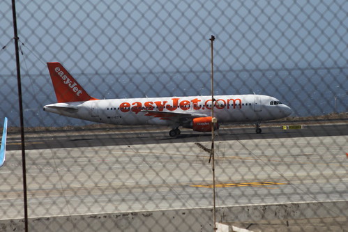 easyJet A320 @ Tenerife Sur Airport
