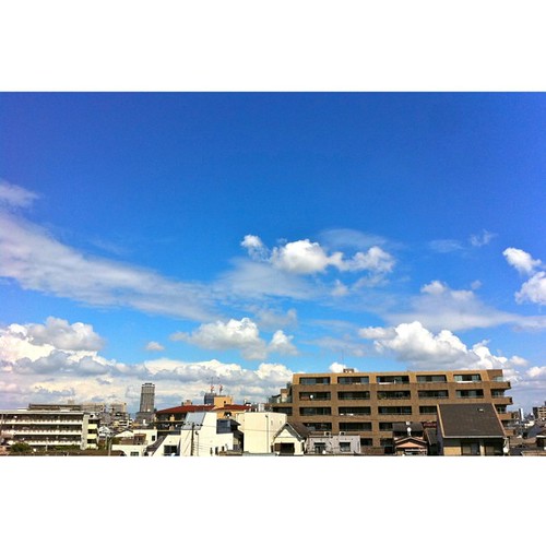 今日の写真 No.378 – 昨日Instagramへ投稿した写真（2枚）／iPhone4＋Camera+、HDR Fusion