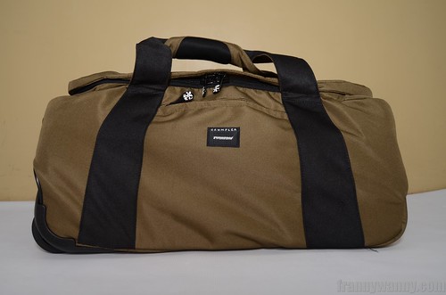 Crumpler Free Wheeler Courier Bag (31L - Dark Navy)