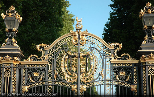 London : Buckingham Palace