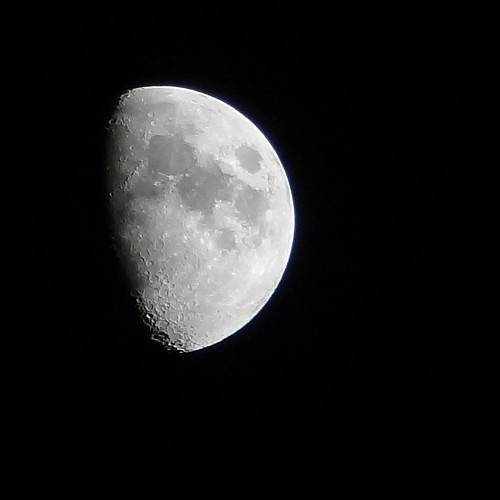 Moon shot with Sony HX9V by wZa HK