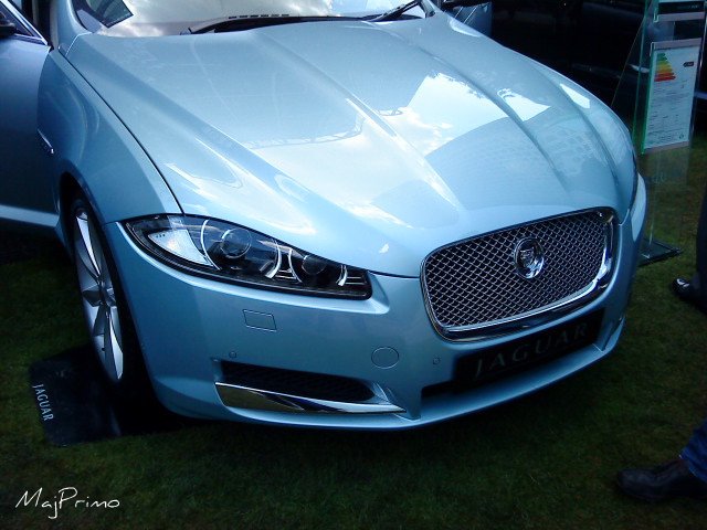 22 jag jaguar xf 2011