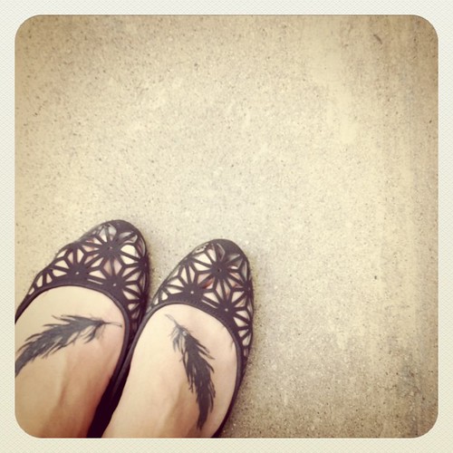 feather tattoo shoes