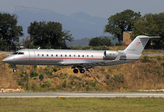 VistaJet CRJ-200LR OE-ILY GRO 16/07/2011