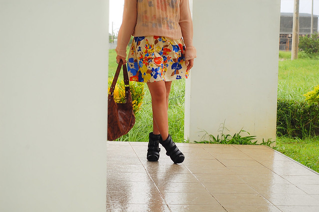 floral dress, sheer top, black pointy booties, denise katipunera, style blog
