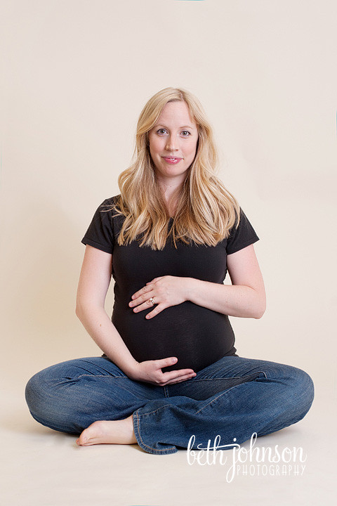 tallahassee maternity photography blonde expecting mama to be