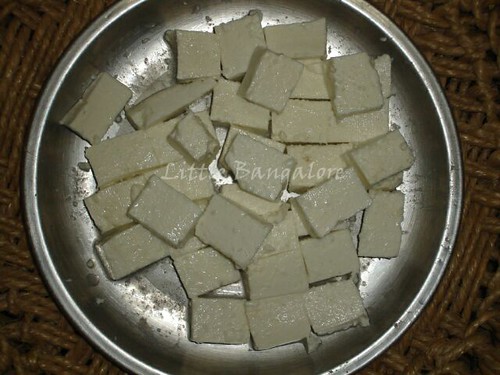 Chopped paneer pieces