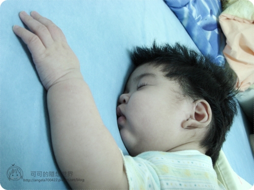 嬰兒照顧 趴睡 記憶床墊
