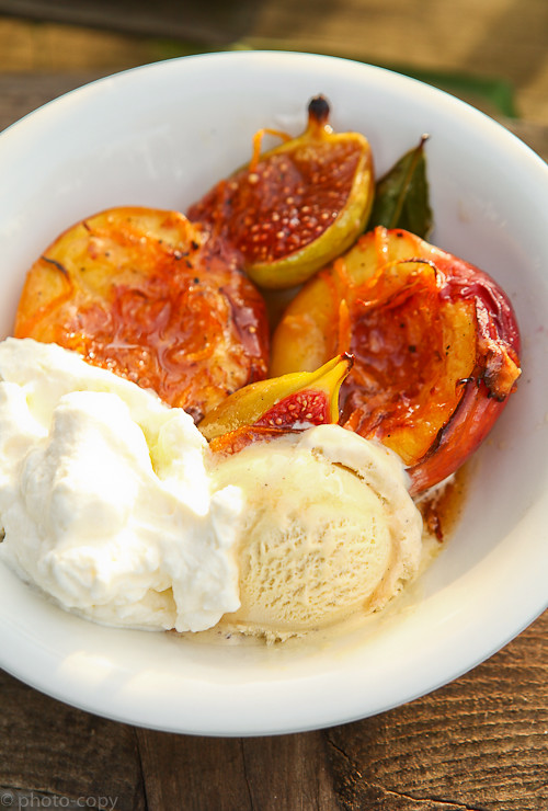 spicy baked nectarines and figs with icecream