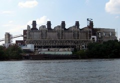Potomac River Generating Station, Alexandria VA (by: bankbryan, creative commons license)