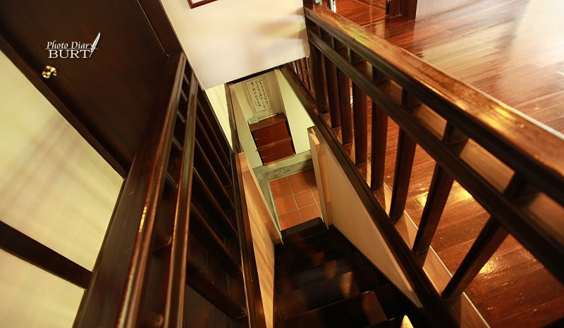   新北投  梅庭通往下層的階梯