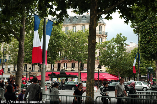 Paris - Avenue des Champs Elysees