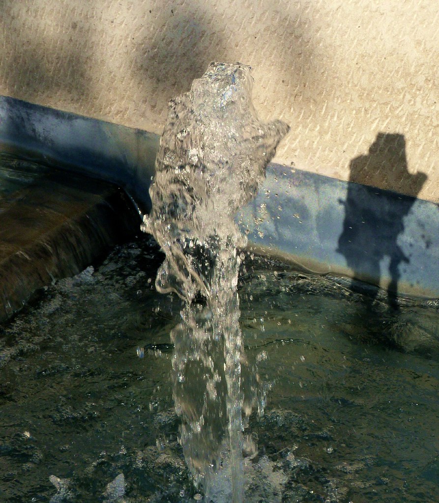 06-08-2011-splash2