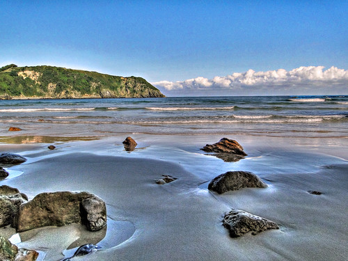 Playa de Amió, Cantabria, España by Clickor