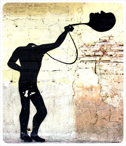 valencia street art headless