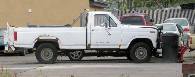 old white ford truck rust 4x4 rusty pickup dent rusted plow dents snowplow corroded beater madeinusa americanmade fourwheeldrive dented f250 worktruck 34ton headacherack eyellgeteven hydraulictailgate