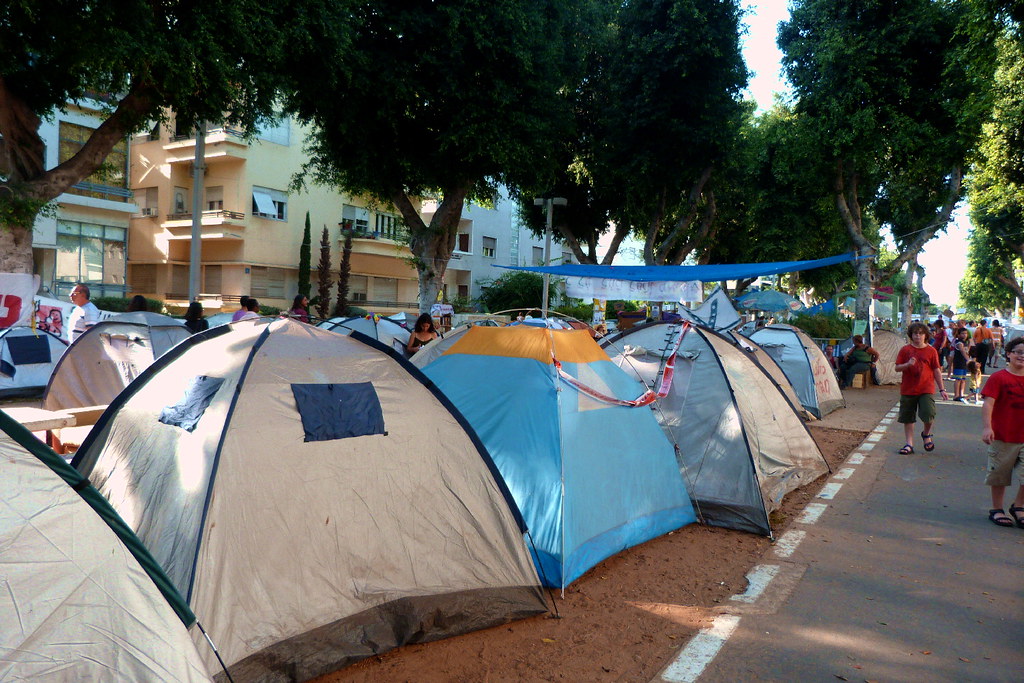 06-08-2011-justice-tents
