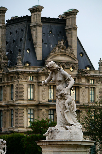 tuileries statues