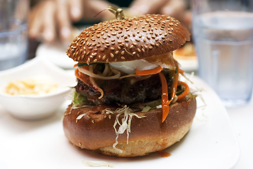bibimbap burger @ social eatz