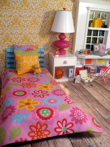 Yellow Bedroom Bed View by SS-Designs Doll Interiors