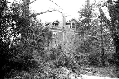 Galloway Mansion 1974 by joespake