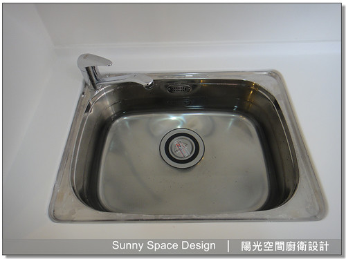 廚具工廠-新莊龍安路江設計一字型廚具：瑋俊牌單水槽：T1-620-陽光空間廚衛設計